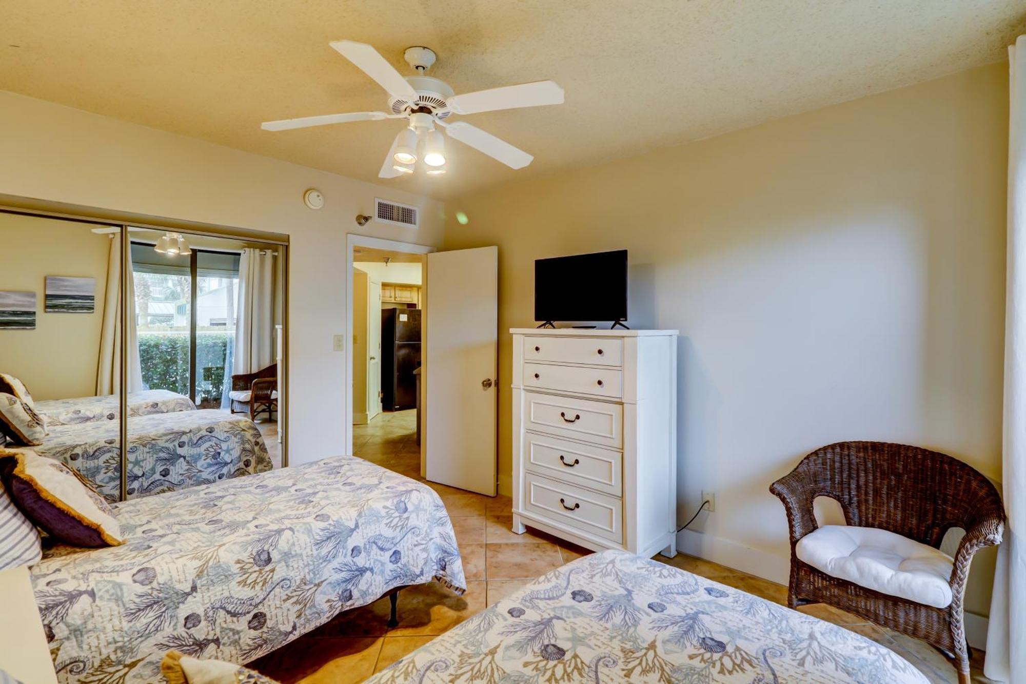 Windward Pointe Villa Ориндж Бийч Стая снимка
