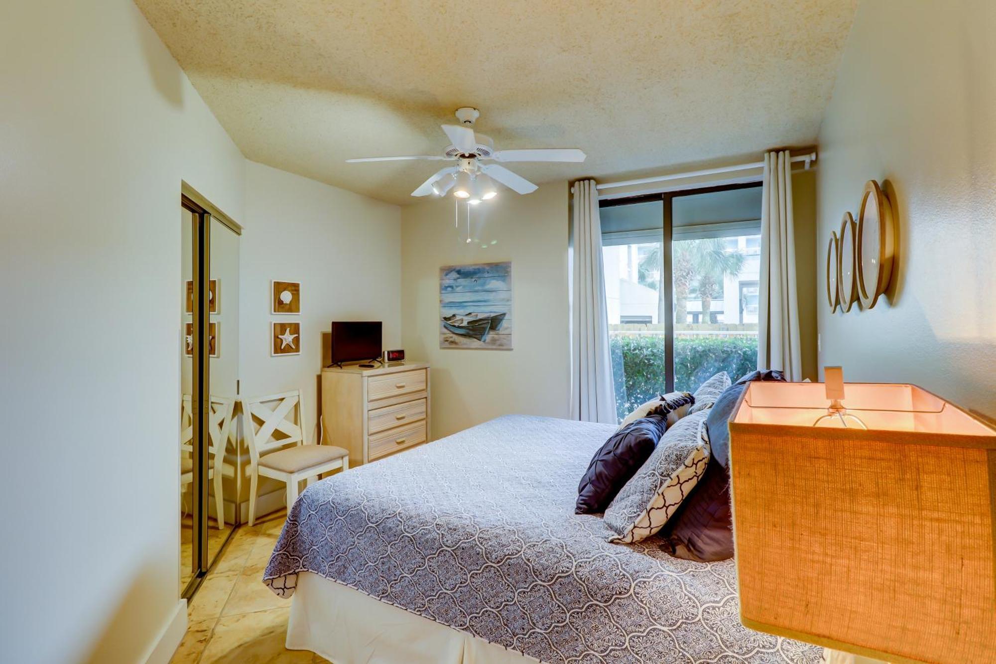 Windward Pointe Villa Ориндж Бийч Стая снимка